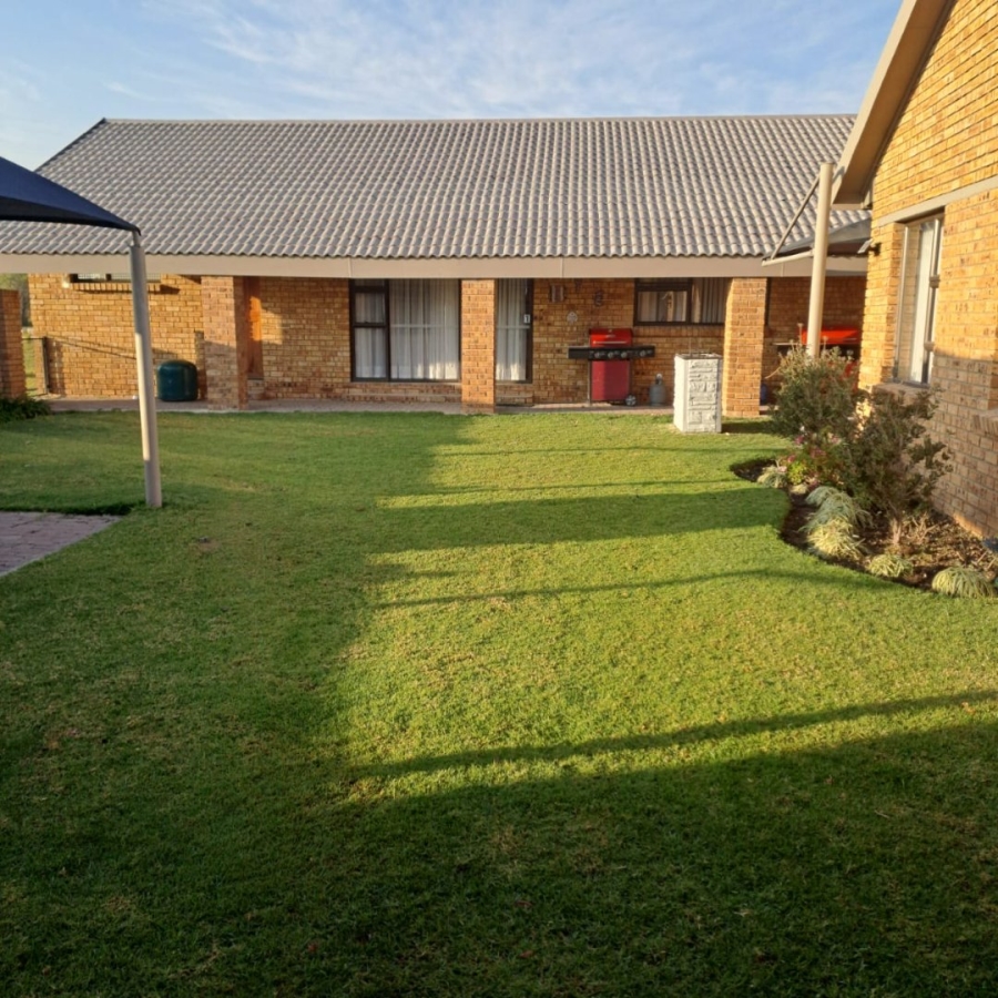  Bedroom Property for Sale in Oranjeville Free State